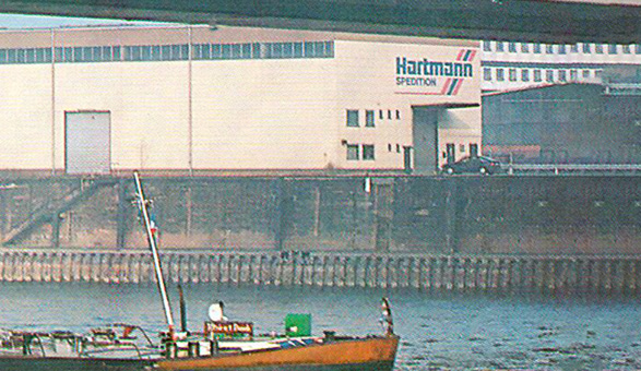 Historisches Foto der neuen Hartmann-Niederlassung Mannheim am Hafen, 1983